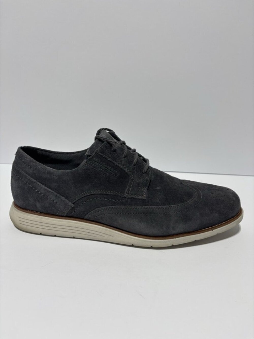 Rockport Men’s Total Motion Sport Wingtip Oxford Gray, Size 10 Wide